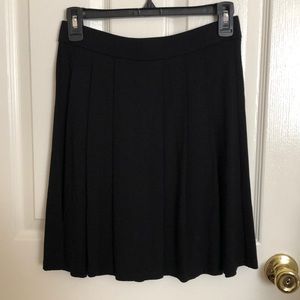 Eileen Fisher Pleated Jersey Black Skirt